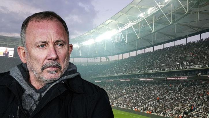 Beşiktaş taraftarından istifa tezahüratı