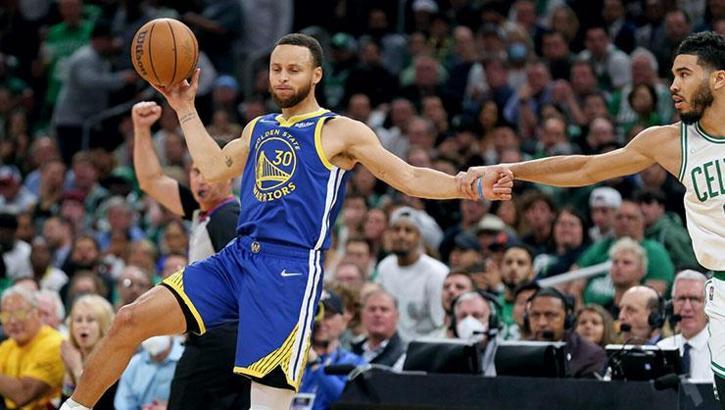 How Many Fouls to Foul Out in the NBA? Player Foul Rules Explained