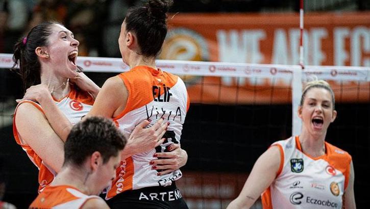 Eczacıbaşı evinde set vermeden kazandı | Eczacıbaşı Dynavit - Galatasaray Daikin maç sonucu: 3-0