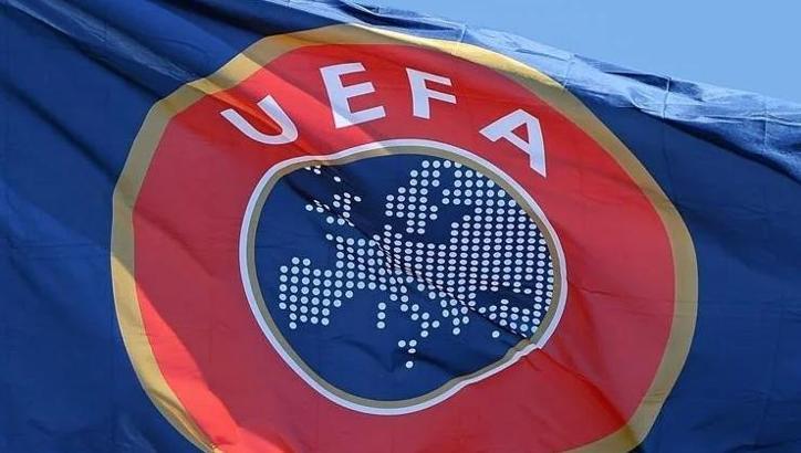 UEFA'dan Galatasaray'a ceza: Resmen açıklandı
