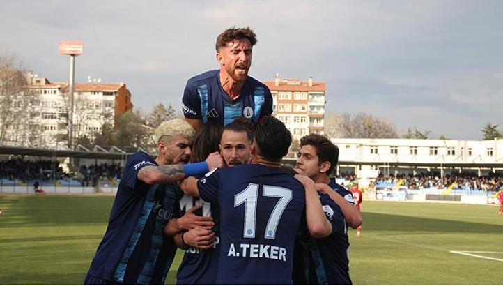 Kütahyaspor: 3 - Söke 1970: 1