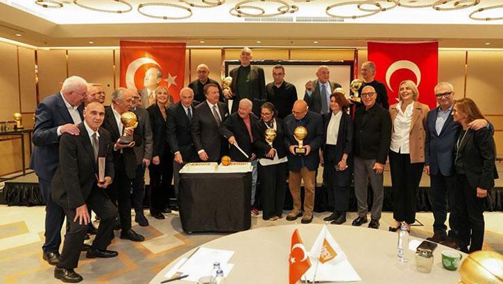 1981 Balkan Şampiyonu takımın efsanelerine BİDEV’den ödül