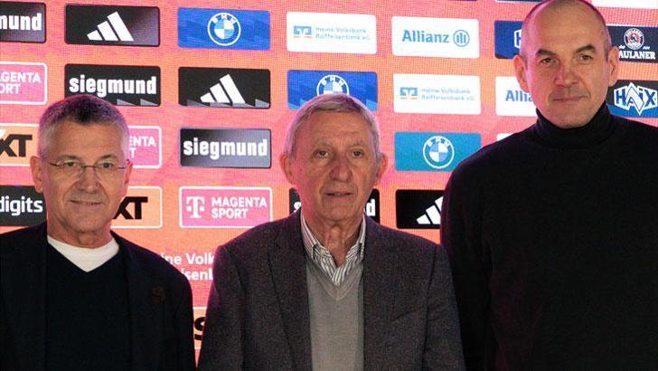 Bayern Münih 76 yaşındaki Pesic'i resmen açıkladı