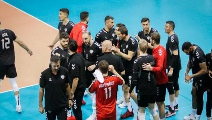 İstanbul Büyükşehir Belediyespor: 1 - Spor Toto: 3