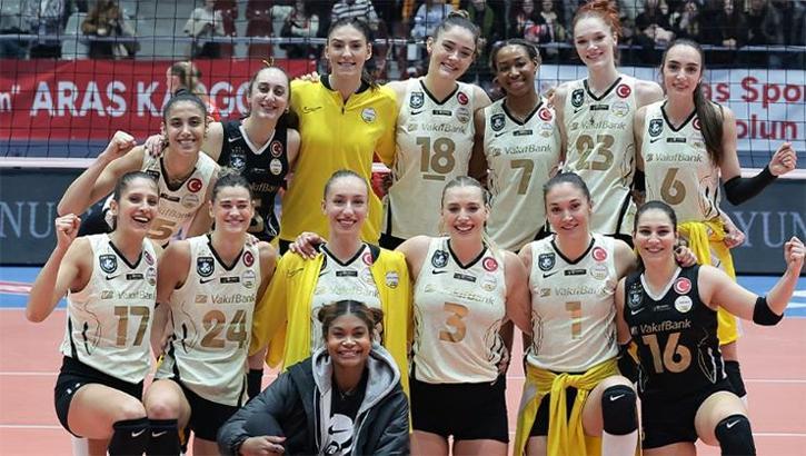 Sultanlar Ligi'nde ikinci yarı başlıyor! Lider Vakıfbank, Zeren Spor'u konuk ediyor