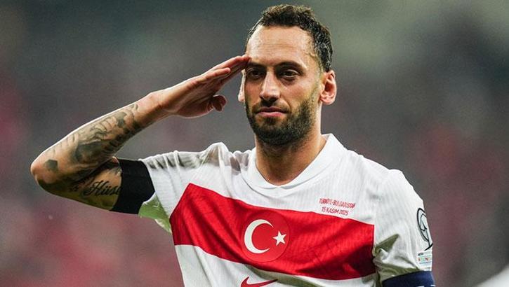 Hakan Çalhanoğlu is signing the deal with Inter!