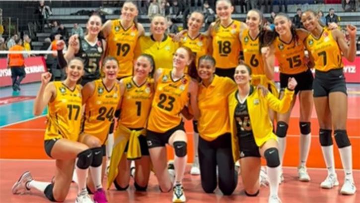 VakıfBank yeni yıla galibiyetle başladı