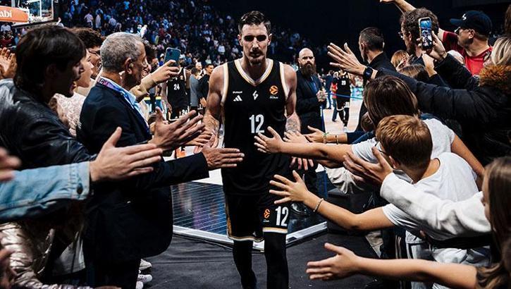 Fenerbahçe Beko, efsane yıldızını takıma döndürüyor! Prensipte anlaşıldı...