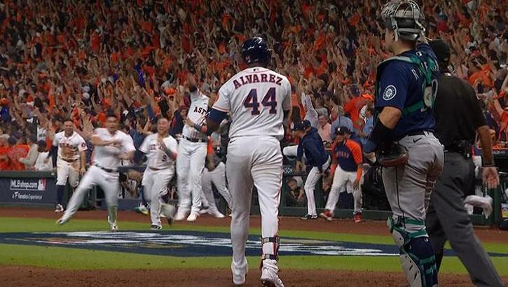 Walk-Off in Baseball — Meaning, Rules, and Famous Examples