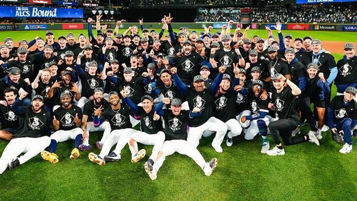 Where Do the Seattle Mariners Play Baseball? Information about T-Mobile Park