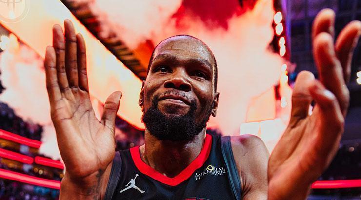 Kevin Durant son saniyede Rockets'a galibiyeti getirdi