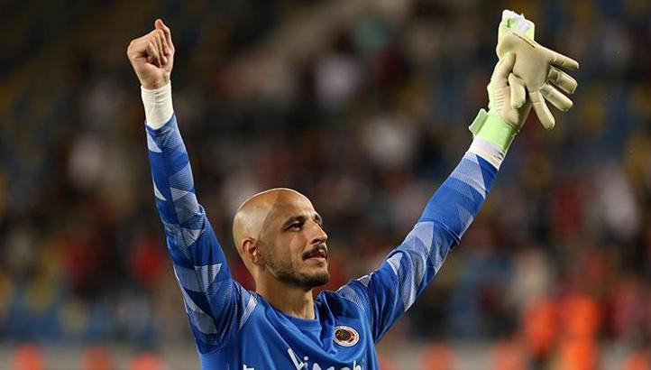 Göztepe Erhan Erentürk’ün peşinde