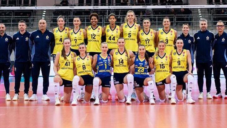 Fenerbahçe deplasmanda set vermeden kazandı