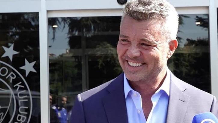 Sadettin Saran'a tribünlerden destek