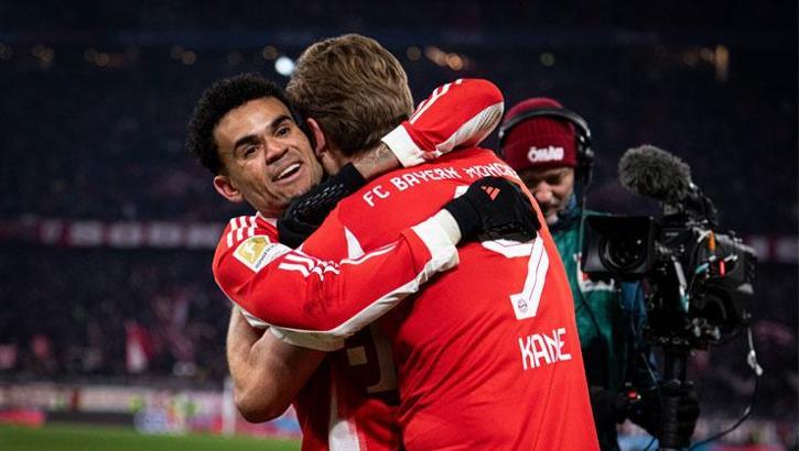 (ÖZET) Bayern Münih sahasında gol oldu yağdı | Bayern Münih - Wolfsburg maç sonucu: 8-1