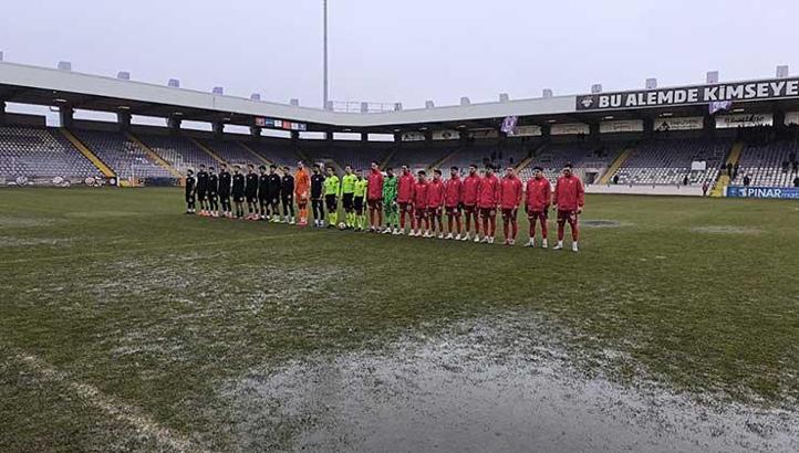 Karşıyaka Afyon'da 2 puan kaybetti