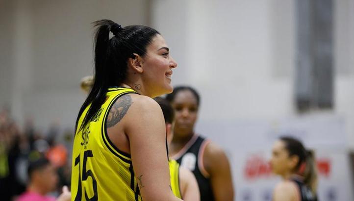 Fenerbahçeli basketbolcu Tilbe Şenyürek'te 'Guillain-Barre Sendromu' tespit edildi