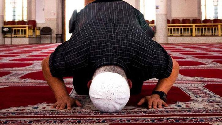 Miraç kandilinde 12 rekat namaz nasıl kılınır ve nasıl niyet edilir? Miraç gecesi 12 rekat hacet namazı kılınışı