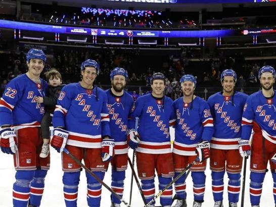 Senators’ Early Offensive Burst Overwhelms Rangers in 8–4 Victory