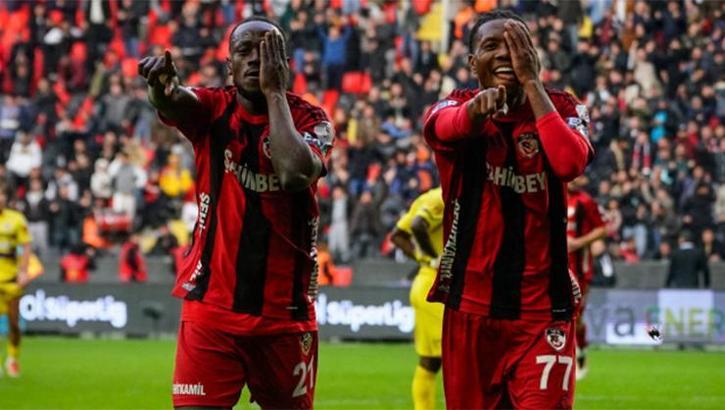 Gaziantep FK Emmanuel Boateng ile yolların ayrıldığını açıkladı