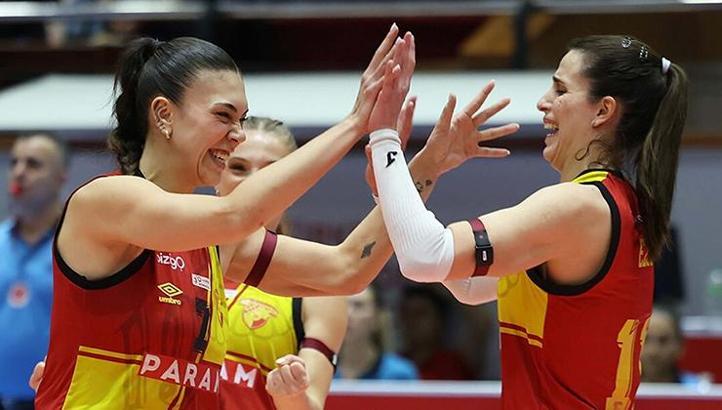 Göztepe evinde Vakıfbank'la oynuyor