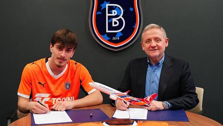 Başakşehir'den sürpriz transfer! Saba Kharebashvili imzayı attı!