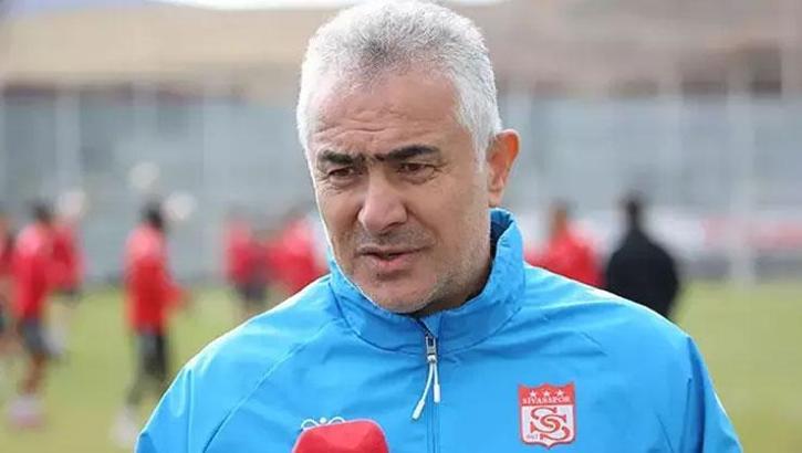 Sivasspor, teknik direktör Mehmet Altıparmak ile yollarını ayırdı