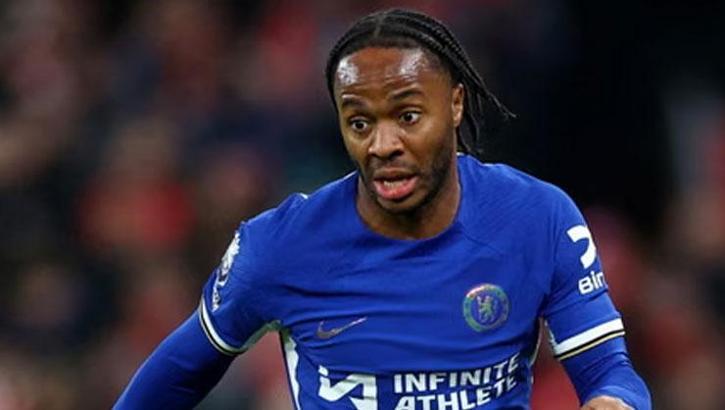 Chelsea’den ayrılan Raheem Sterling, Feyenoord’a imza attı!