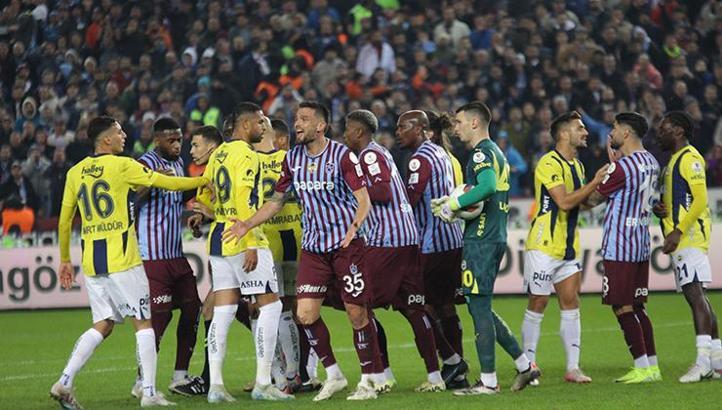 Trabzonspor-Fenerbahçe maçında 4 yıldız yok!