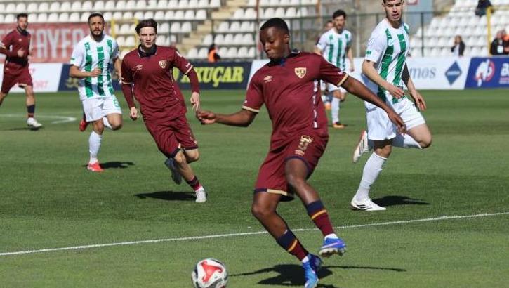 Bandırmaspor sahasında dağıldı | Bandırmaspor - Serikspor maç sonucu: 0-3