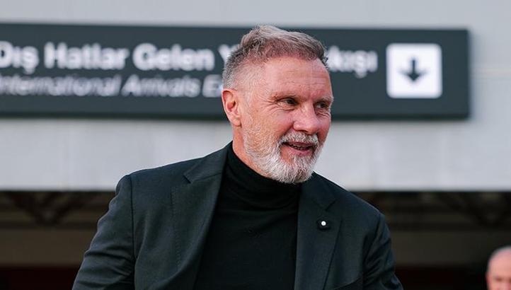 Samsunspor’un yeni Teknik Direktörü Fink, Samsun’a geldi