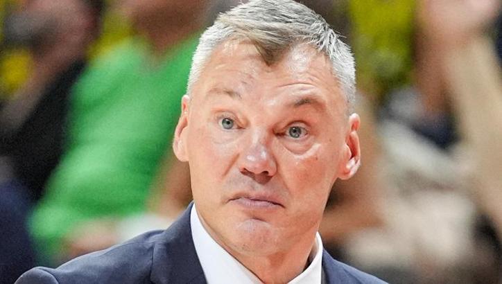 Sarunas Jasikevicius Dubai'de mahsur kalmıştı! Fenerbahçe'den resmi açıklama geldi