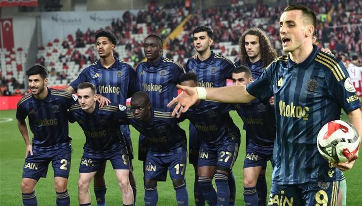 Kerem Aktürkoğlu'ndan tepki! Oyundan alınmasına sinirlendi