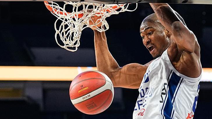 Kai Jones coştu, derbiyi Efes kazandı... Anadolu Efes - Beşiktaş GAİN maç sonucu 89-80