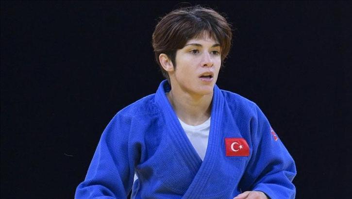 Milli judocu Tuğçe Beder'den altın madalya