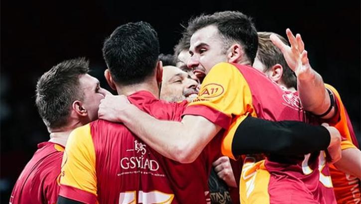 Galatasaray HDI Sigorta Efeler Ligi'nde normal sezonu galibiyetle kapadı
