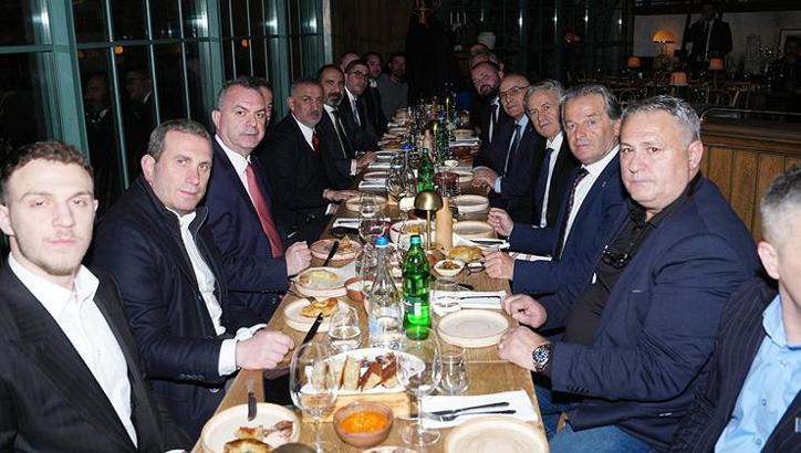 Kosova'dan Türkiye'ye maç yemeği