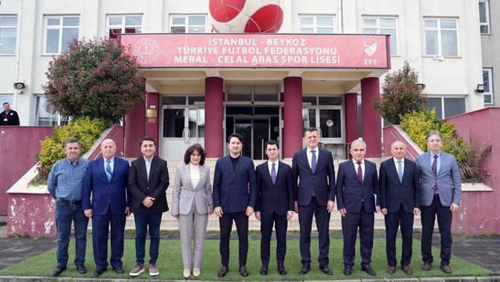 TFF'den Meral-Celal Aras Spor Lisesi'ne ziyaret