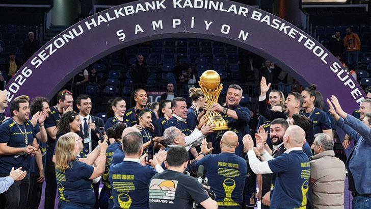 Fenerbahçe Opet'i namağlup şampiyon yaptı... Miguel Mendez: Hedefimiz EuroLeague şampiyonuluğu