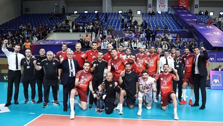 Ziraat Bankkart finale yükseldi