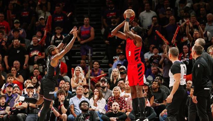 Portland, Suns'ı devirdi, play-off biletini kaptı