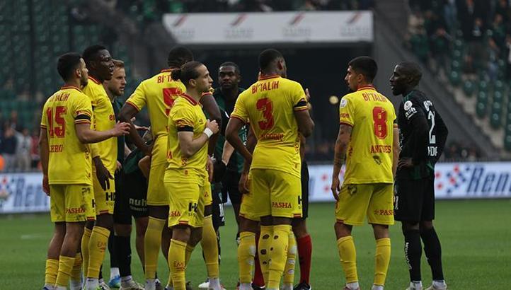 Göztepe'de düşüş sürüyor
