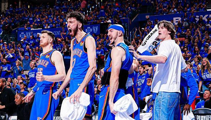 NBA play-off'larında Thunder, Suns'ı 35 sayı farkla yenerek seride 1-0 öne geçti