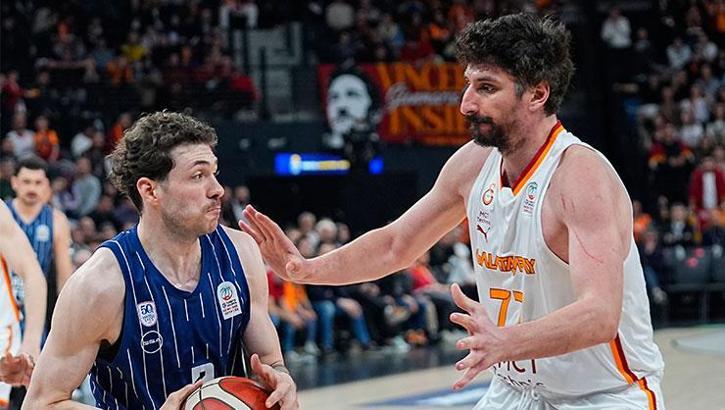Anadolu Efes deplasmanda Galatasaray'ı devirdi