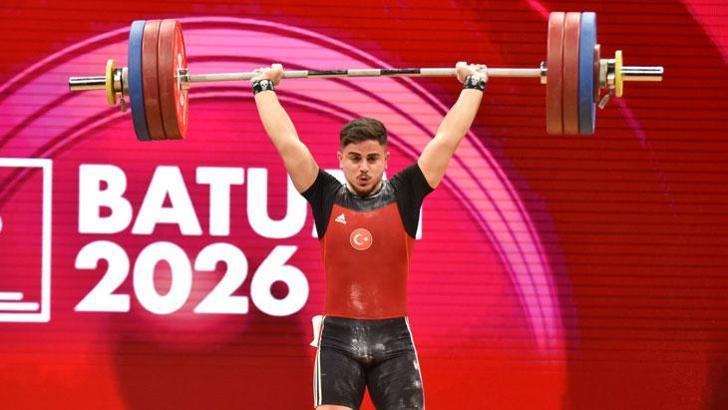 Milli halterci Kaan Kahriman'dan Avrupa Halter Şampiyonası’nda gümüş madalya