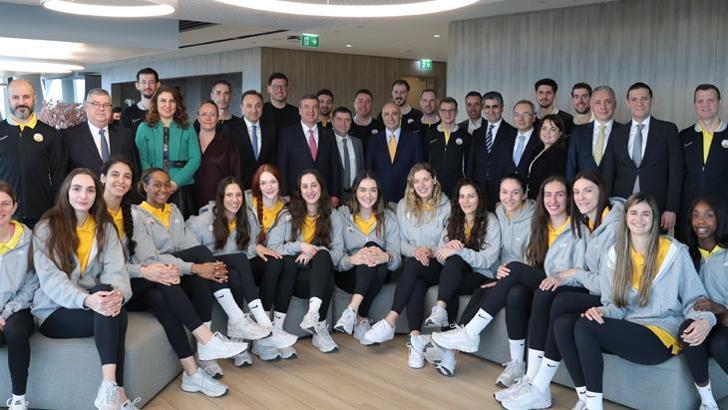 Şampiyon Vakıfbank takım kahvaltıda bir araya geldi