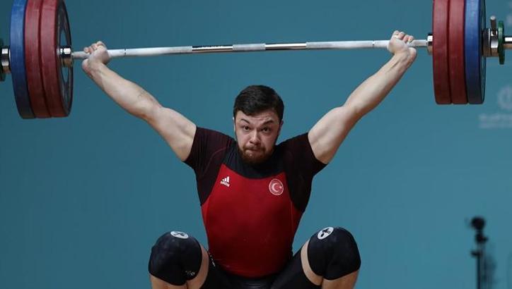 Hakan Şükrü Kurnaz'dan bronz madalya