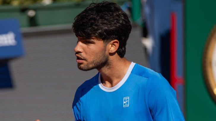 Son iki yılın şampiyonu Carlos Alcaraz Roland Garros'dan çekildi