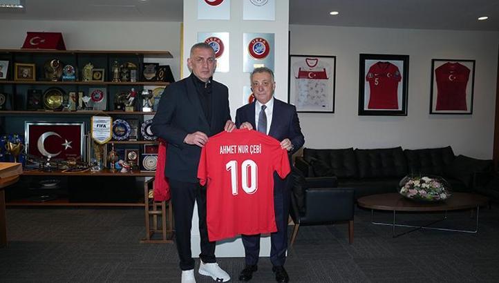 Ahmet Nur Çebi'den, TFF Başkanı Hacıosmanoğlu'na ziyaret