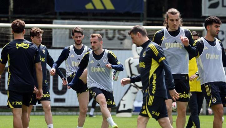 Fenerbahçe'de yıldız oyuncu takıma döndü